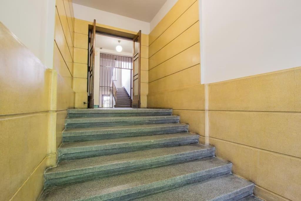 Spacious 3Br Apartment With Ac In Living Room, 2 Balconies Krakau Exterior foto