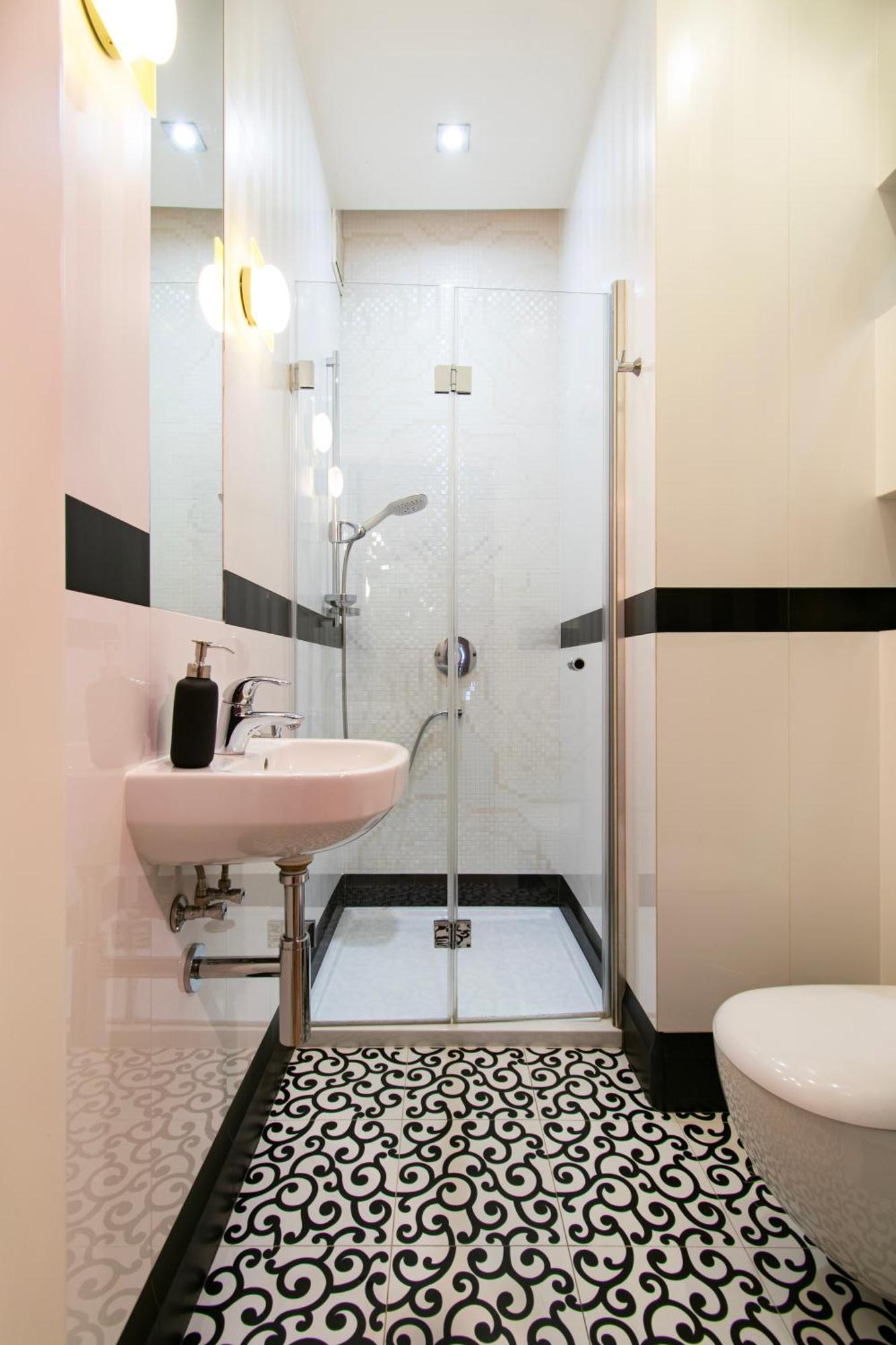 Spacious 3Br Apartment With Ac In Living Room, 2 Balconies Krakau Exterior foto